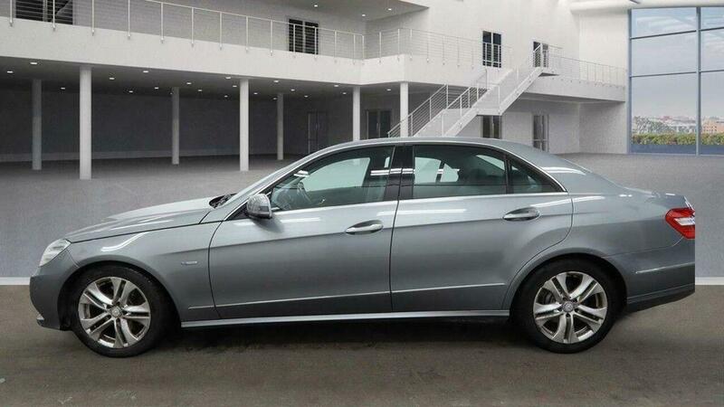 Used Mercedes-Benz E Class 2011 for sale - 76596071: Photo 13