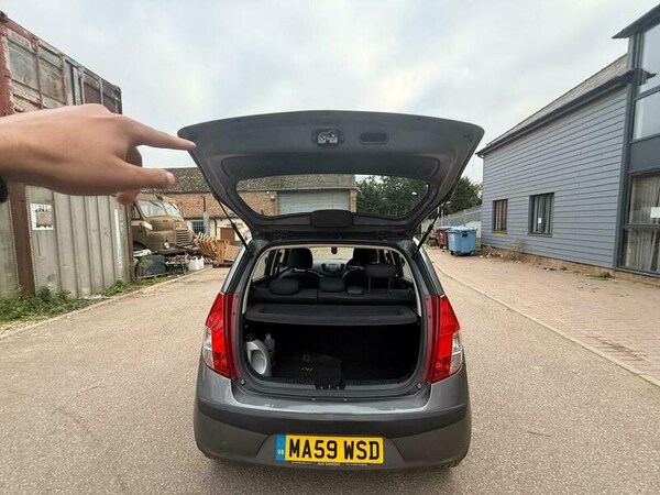 Used Hyundai i10 2009 for sale - 76245607: Photo 31