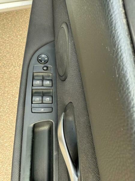 Used BMW 5 Series 2011 for sale - 75666792: Photo 30
