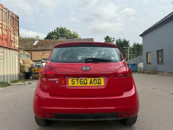 Used Kia Venga 2010 for sale - 75445023: Photo 14