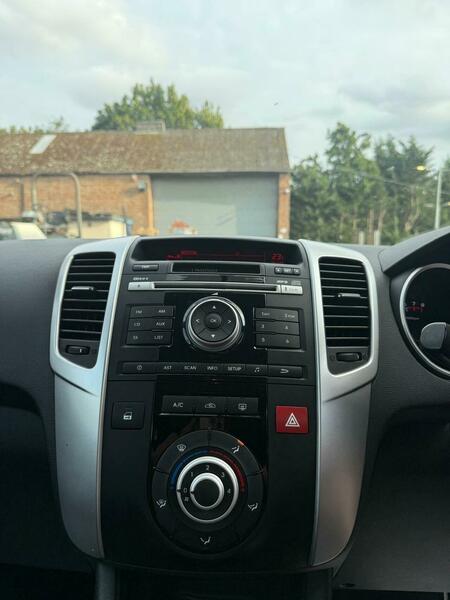 Used Kia Venga 2010 for sale - 75445023: Photo 22