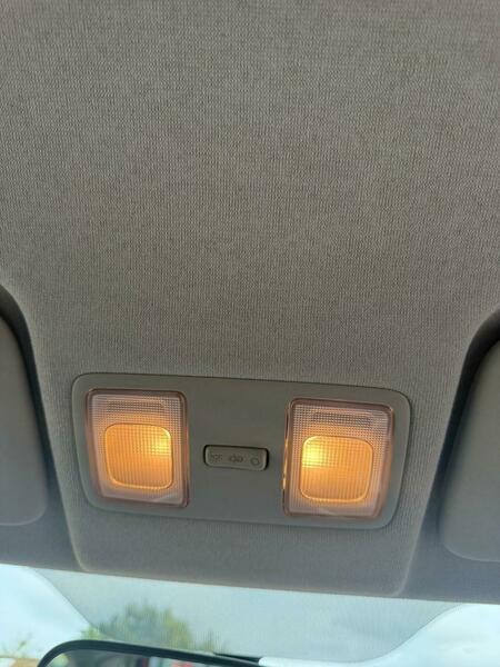 Used Kia Venga 2010 for sale - 75445023: Photo 25