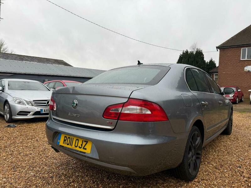 Used Skoda Superb 2011 for sale - 76591316: Photo 14