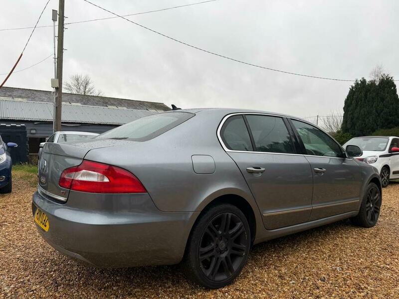 Used Skoda Superb 2011 for sale - 76591316: Photo 15