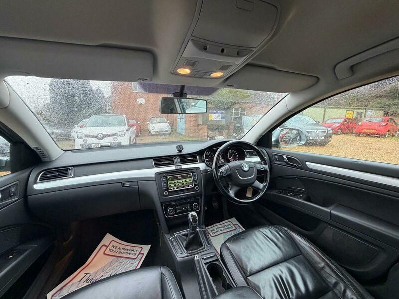 Used Skoda Superb 2011 for sale - 76591316: Photo 17