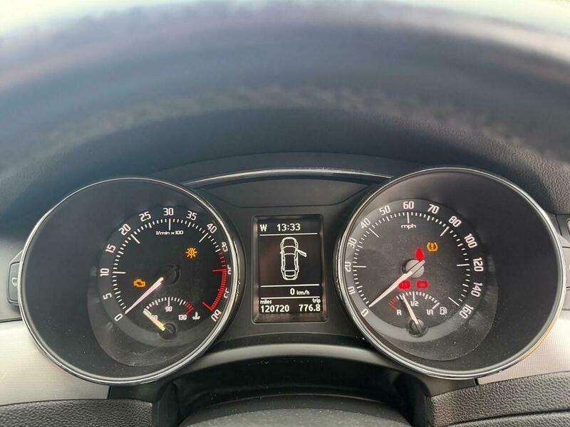 Used Skoda Superb 2011 for sale - 76591316: Photo 29