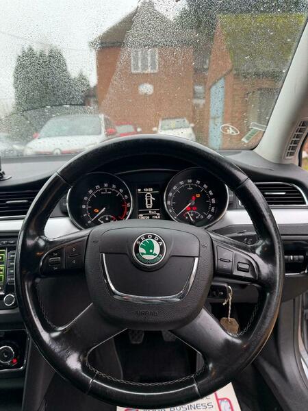 Used Skoda Superb 2011 for sale - 76591316: Photo 31