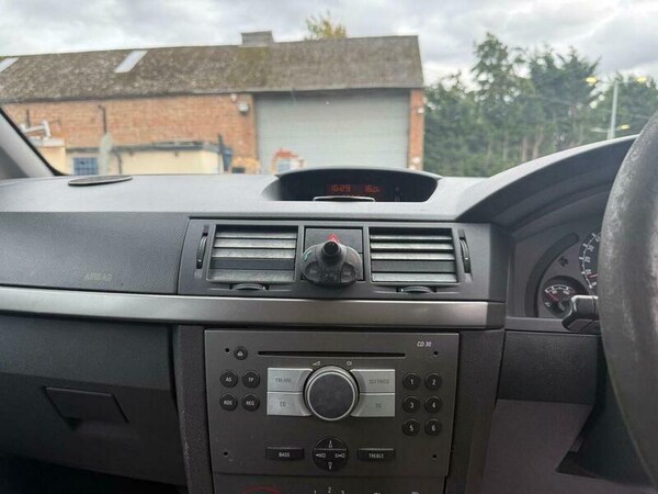 Used Vauxhall Meriva 2009 for sale - 76178590: Photo 25