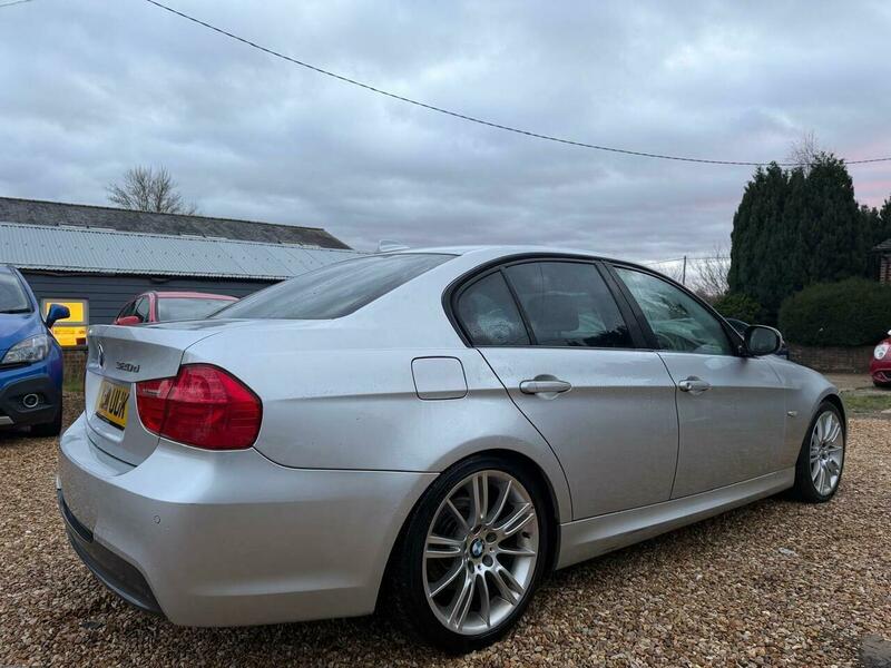 Used BMW 3 Series 2011 for sale - 76368380: Photo 11