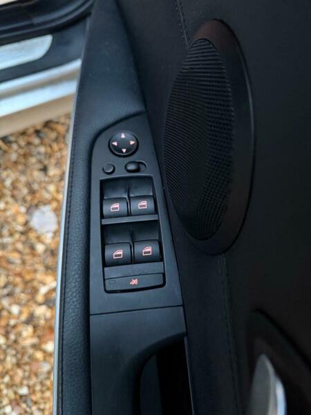 Used BMW 3 Series 2011 for sale - 76368380: Photo 17