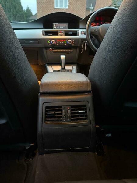 Used BMW 3 Series 2011 for sale - 76368380: Photo 30