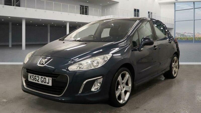 Used Peugeot 308 2013 for sale - 77020522: Photo 2