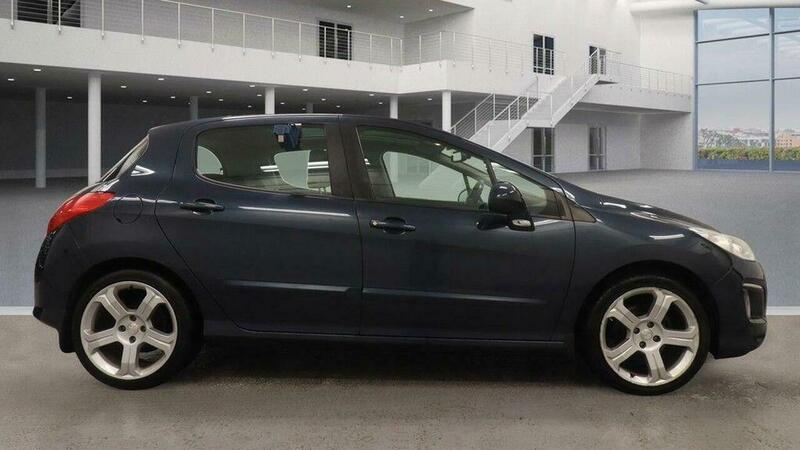 Used Peugeot 308 2013 for sale - 77020522: Photo 6