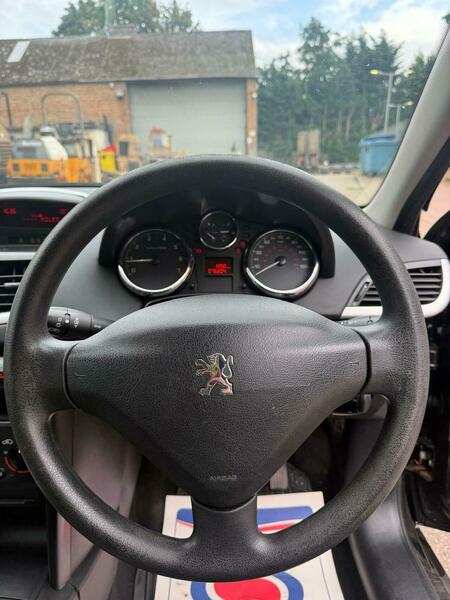 Vehicle 33