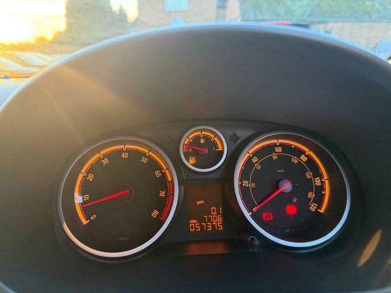 Used Vauxhall Corsa 2011 for sale - 76910786: Photo 25