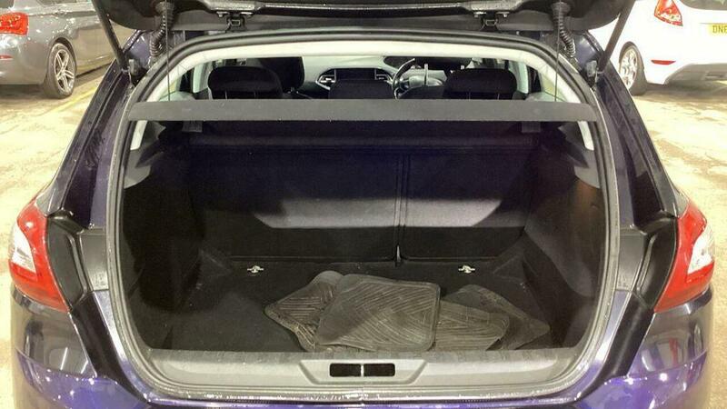 Used Peugeot 308 2016 for sale - 77384909: Photo 9