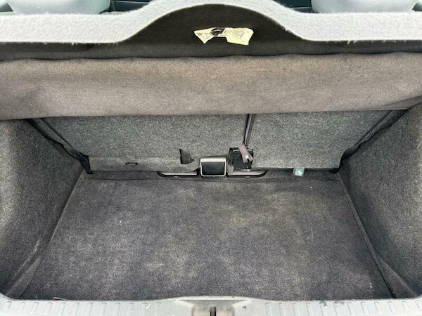 Used Nissan Micra 2004 for sale - 76323856: Photo 34