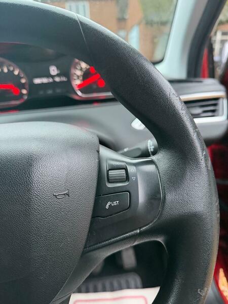 Used Peugeot 208 2013 for sale - 76559714: Photo 20