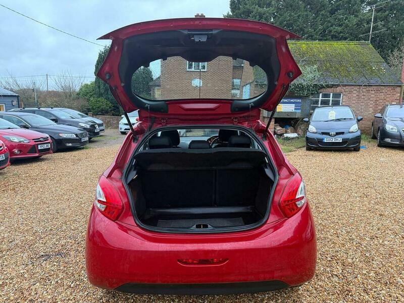 Used Peugeot 208 2013 for sale - 76559714: Photo 27