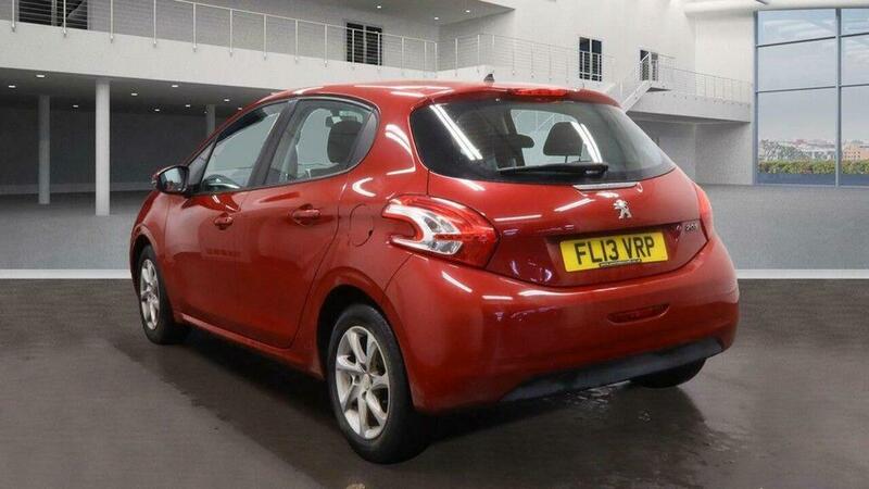 Used Peugeot 208 2013 for sale - 76559714: Photo 4