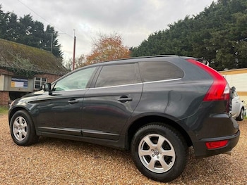 Used Volvo XC60 2011 for sale - 76482646: Photo