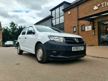 Used Dacia Sandero 2015 for sale - 75088186: Photo