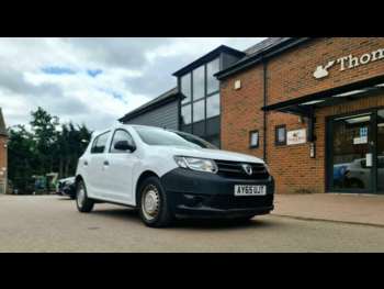 Used Dacia Sandero 2015 for sale - 75088186: Photo