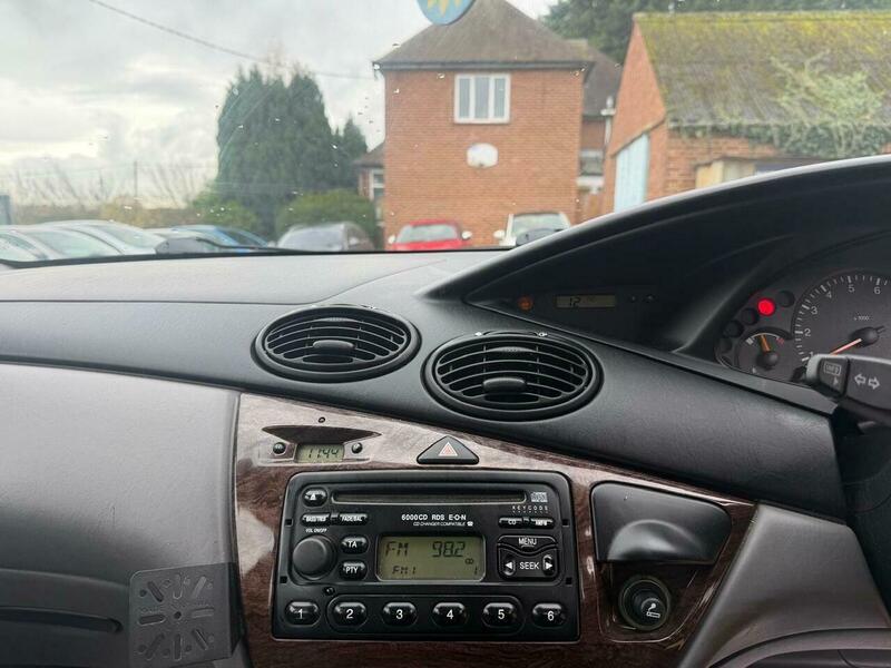 Used Ford Focus 2000 for sale - 77007825: Photo 16