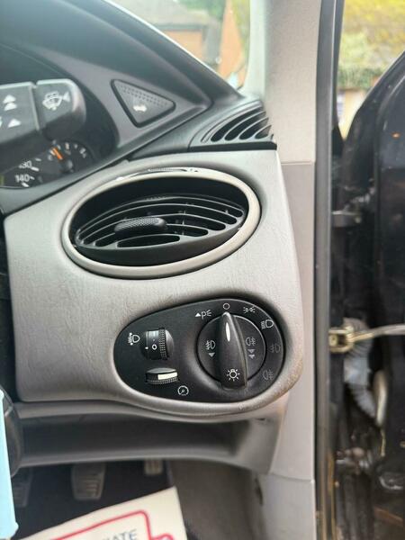 Used Ford Focus 2000 for sale - 77007825: Photo 20