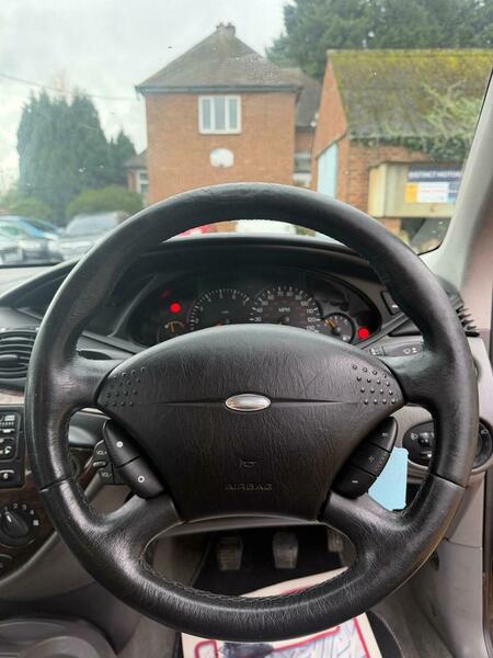 Used Ford Focus 2000 for sale - 77007825: Photo 26