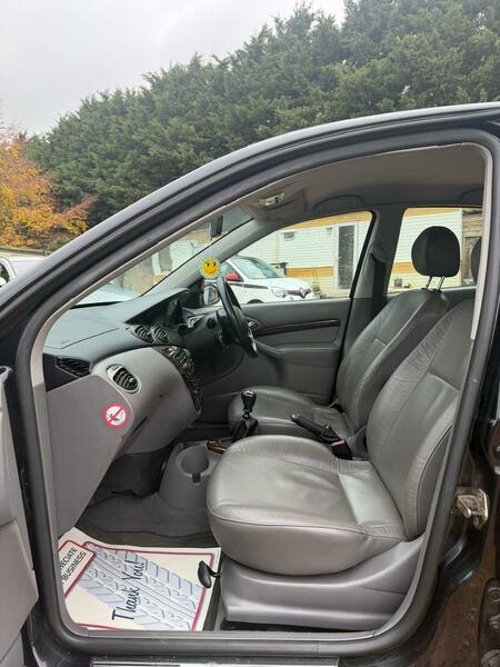 Used Ford Focus 2000 for sale - 77007825: Photo 27
