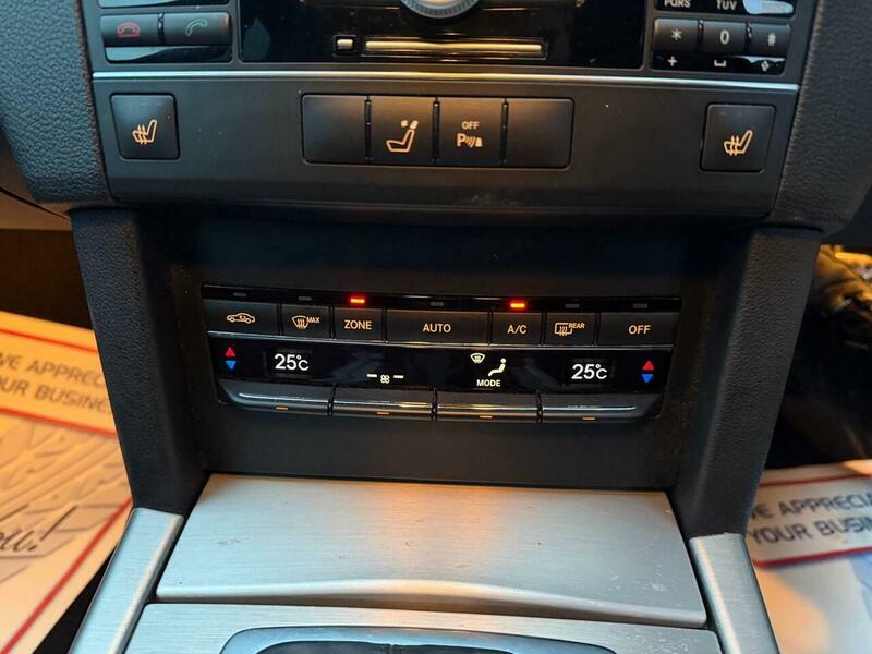 Used Mercedes-Benz E Class 2010 for sale - 76751519: Photo 24