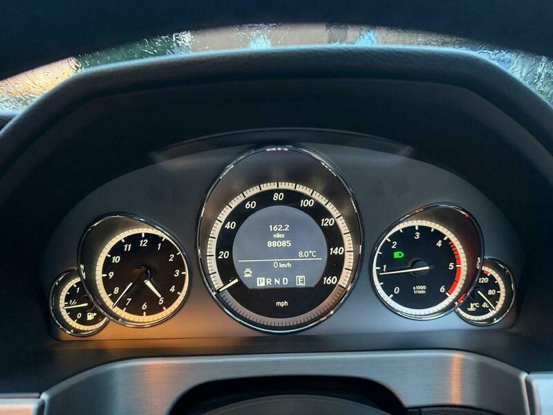 Used Mercedes-Benz E Class 2010 for sale - 76751519: Photo 28