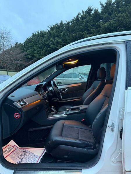 Used Mercedes-Benz E Class 2010 for sale - 76751519: Photo 32