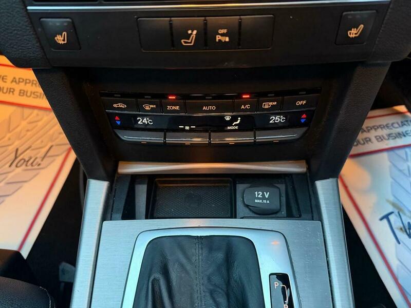 Used Mercedes-Benz E Class 2010 for sale - 76751519: Photo 33