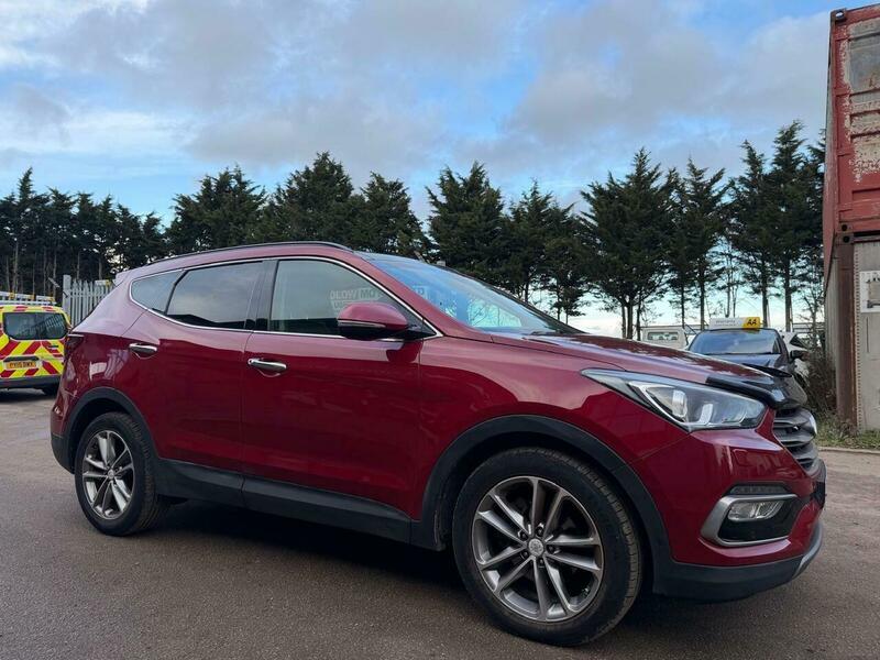 Used Hyundai Santa Fe 2016 for sale - 77395029: Photo 6