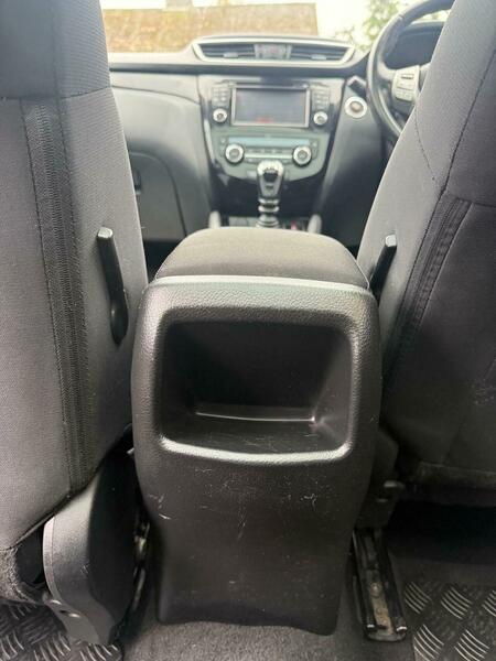 Used Nissan Qashqai 2015 for sale - 76236316: Photo 34