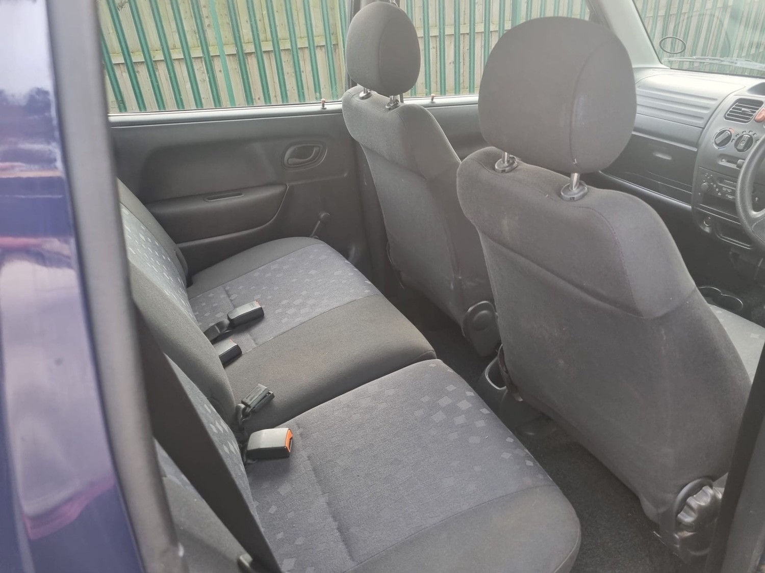 Used Vauxhall Agila 2004 for sale - 77094240: Photo 4