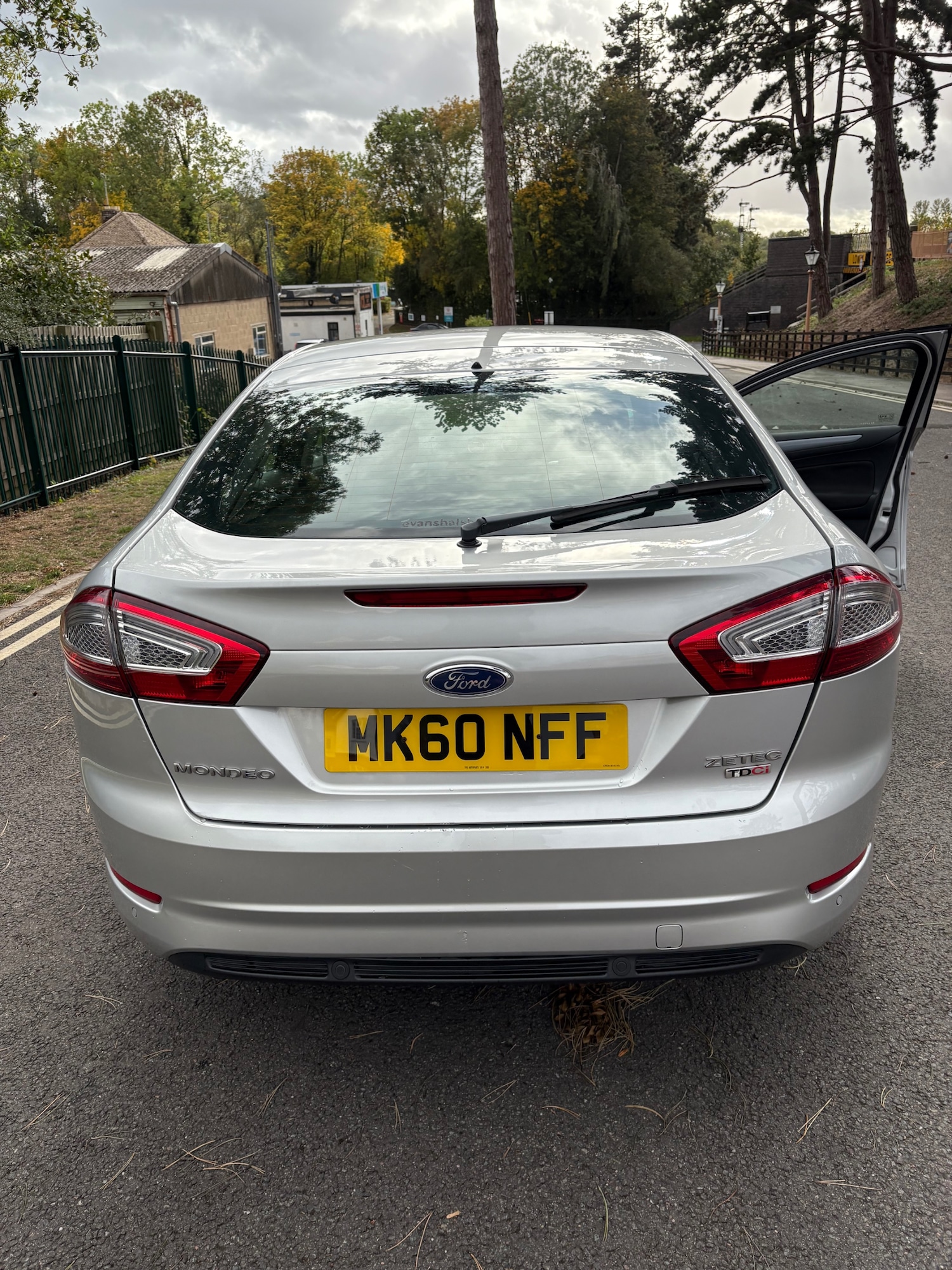 Used Ford Mondeo 2011 for sale - 76102028: Photo 8