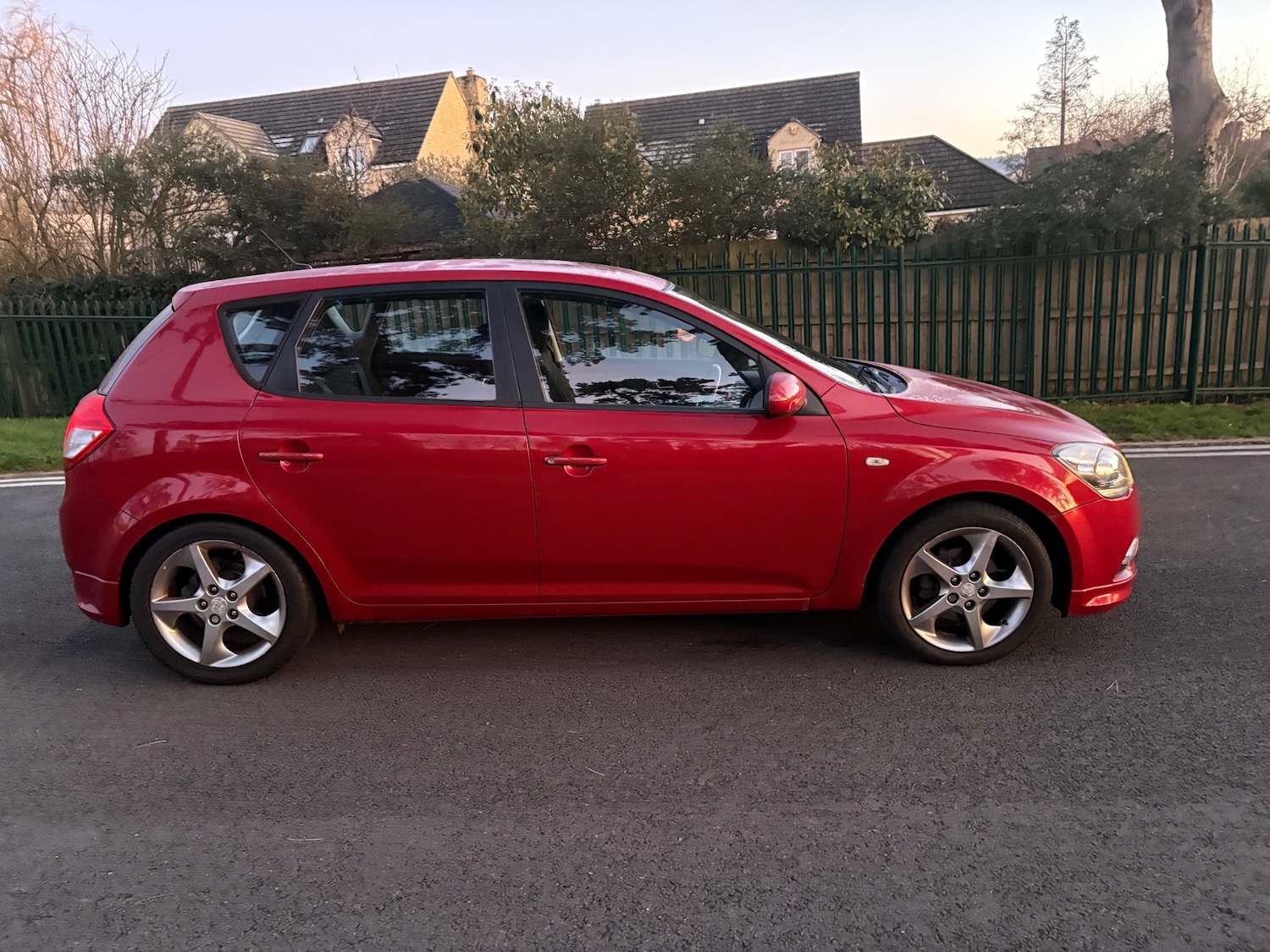 Used Kia Ceed 2010 for sale - 77084296: Photo 5