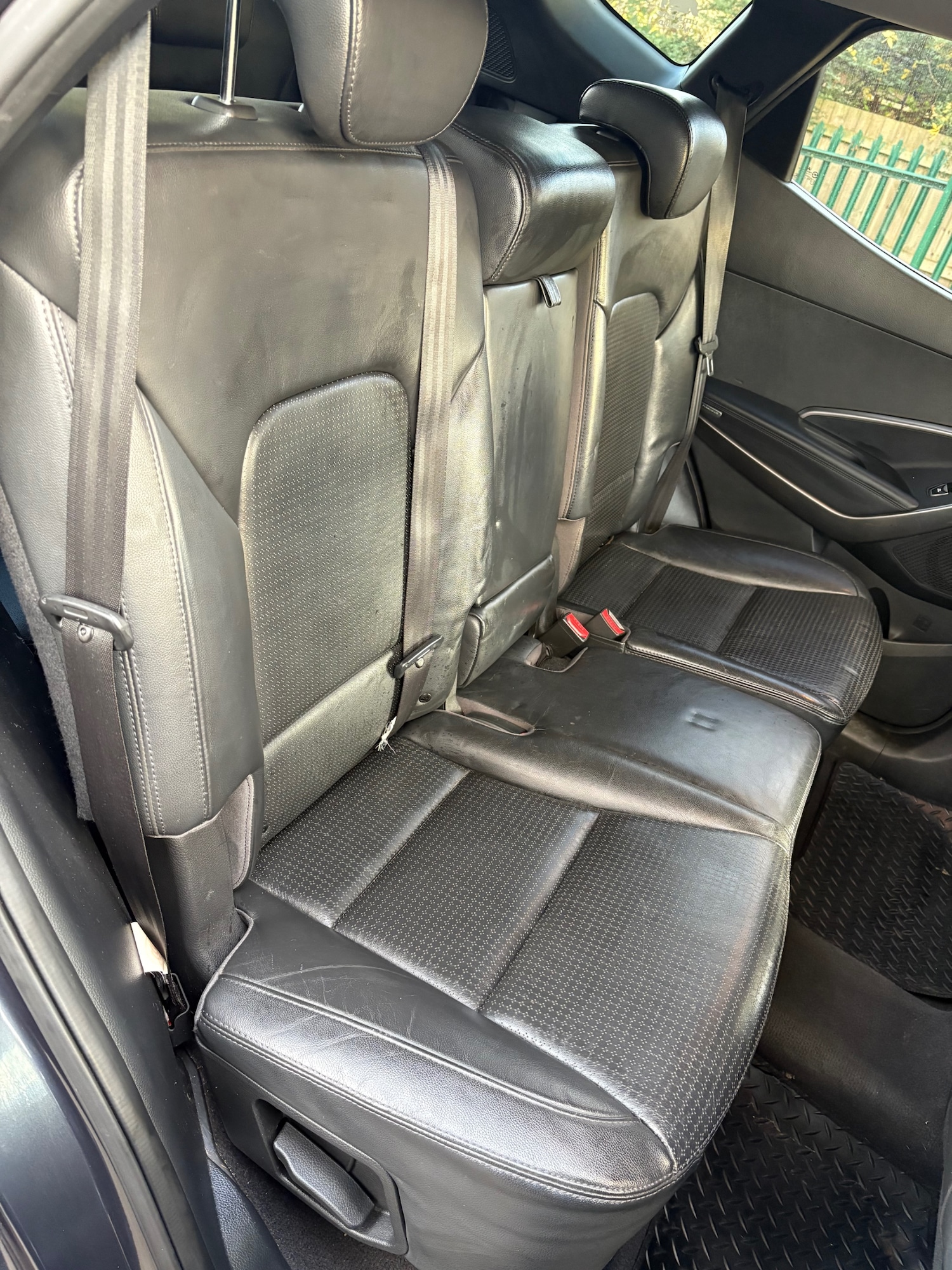 Used Hyundai Santa Fe 2012 for sale - 76439989: Photo 13