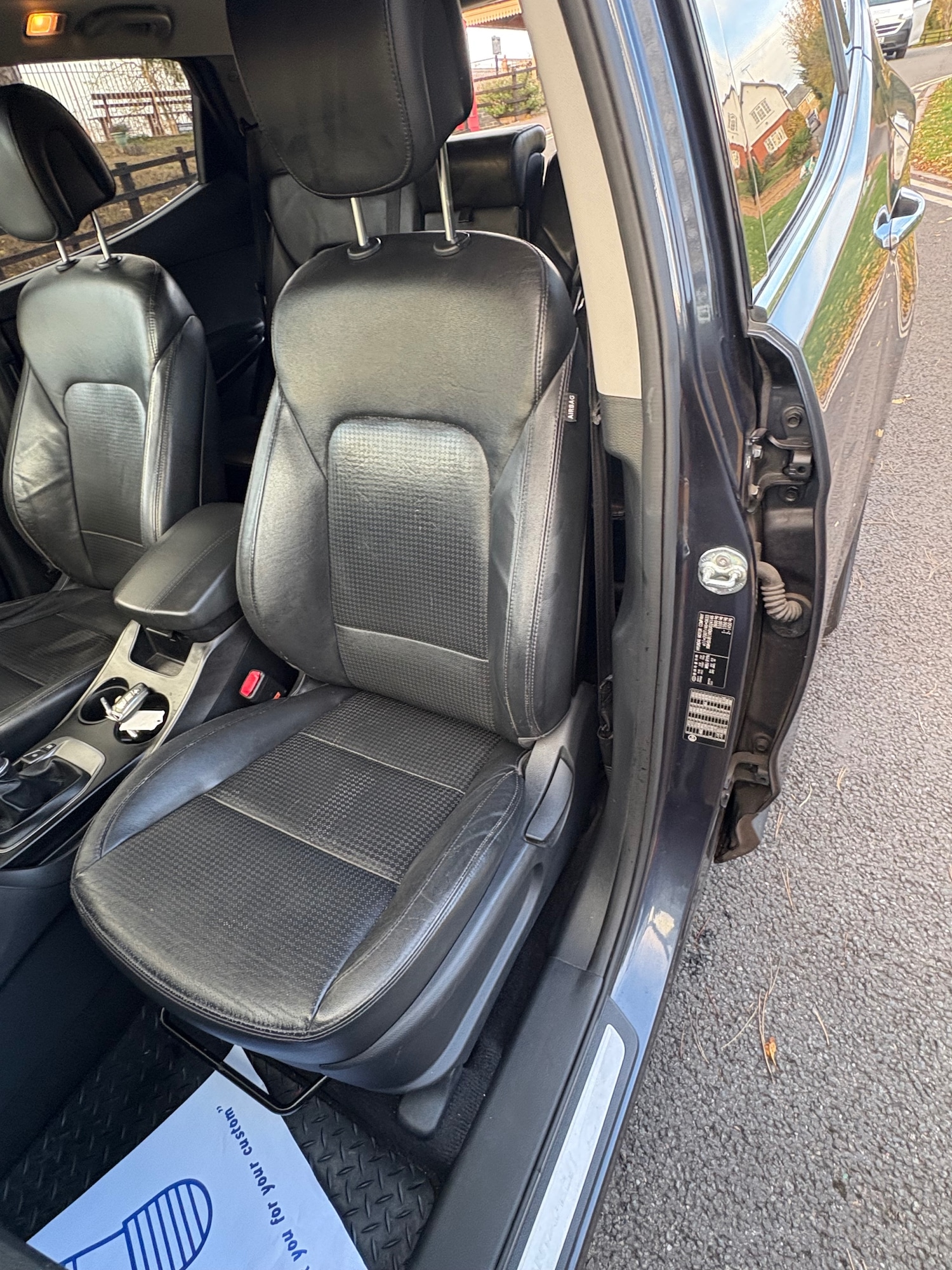 Used Hyundai Santa Fe 2012 for sale - 76439989: Photo 15