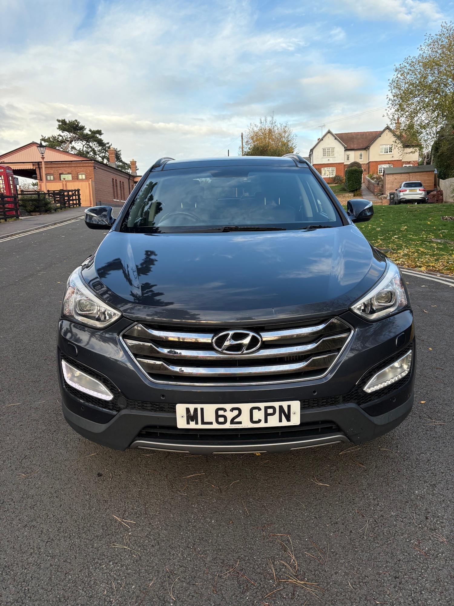 Used Hyundai Santa Fe 2012 for sale - 76439989: Photo 5
