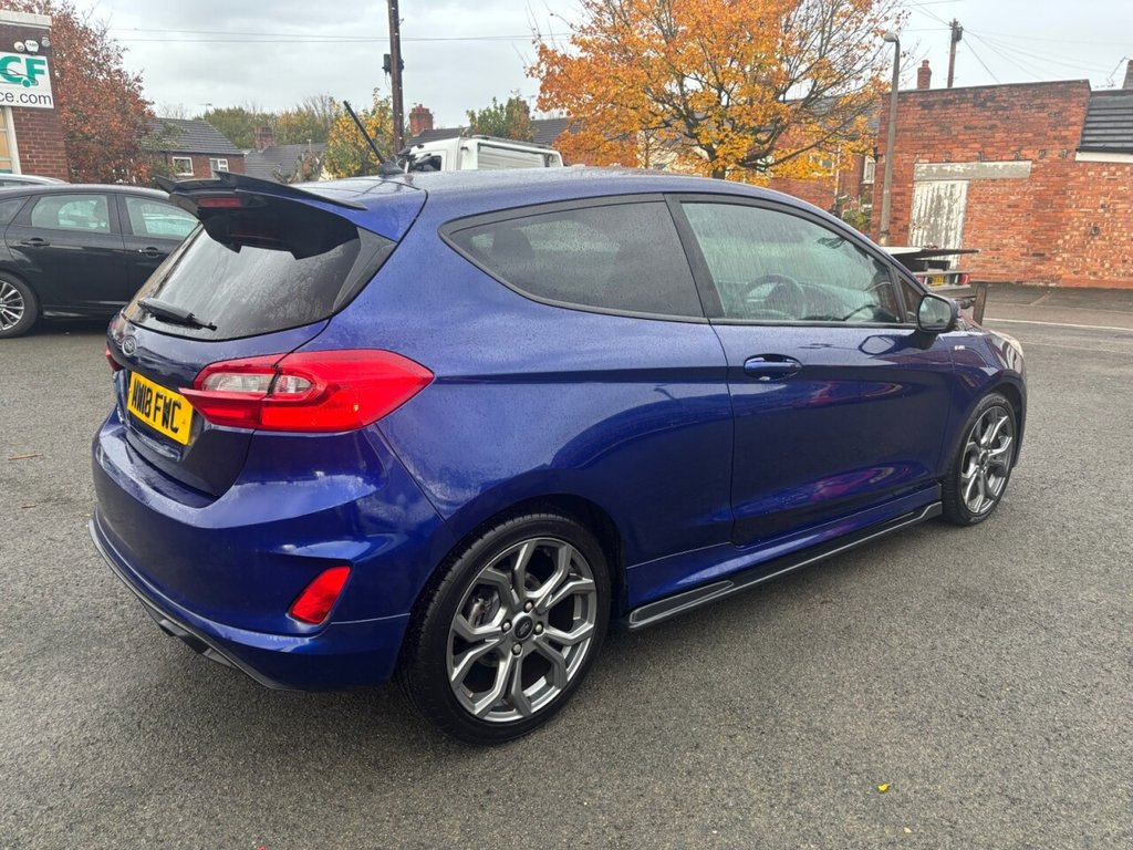 Used Ford Fiesta 2018 for sale - 76536127: Photo 6