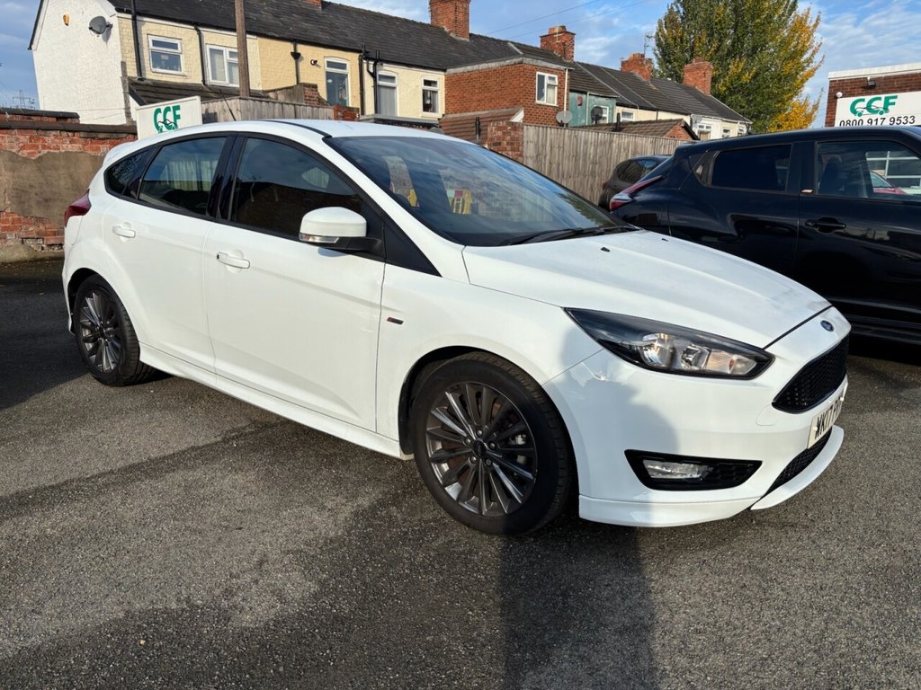 Used Ford Focus 2017 for sale - 76147717: Photo 1