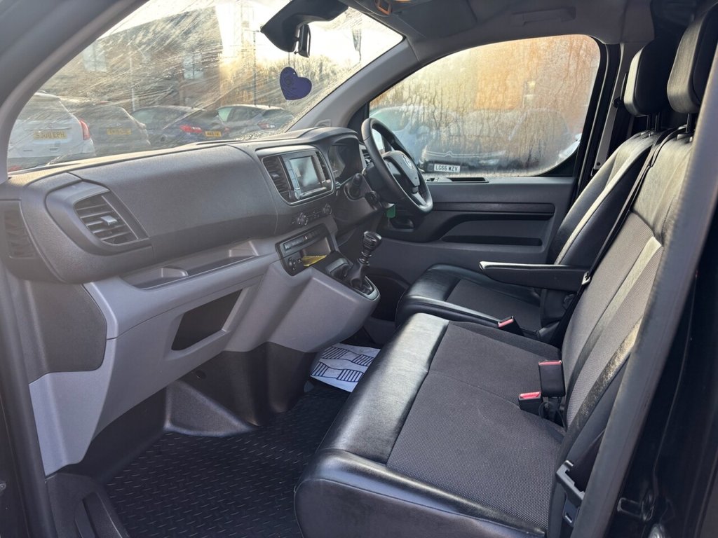 Used Vauxhall Vivaro 2022 for sale - 76910479: Photo 4