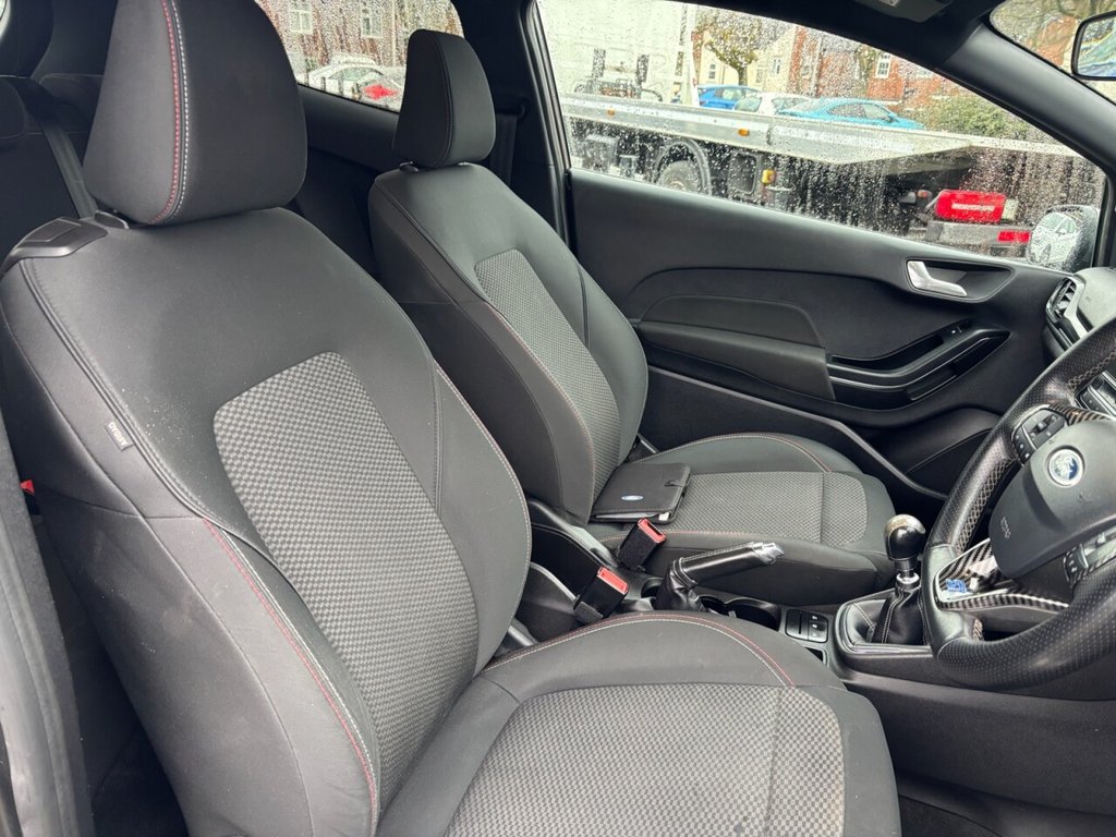 Used Ford Fiesta 2018 for sale - 78082934: Photo 9