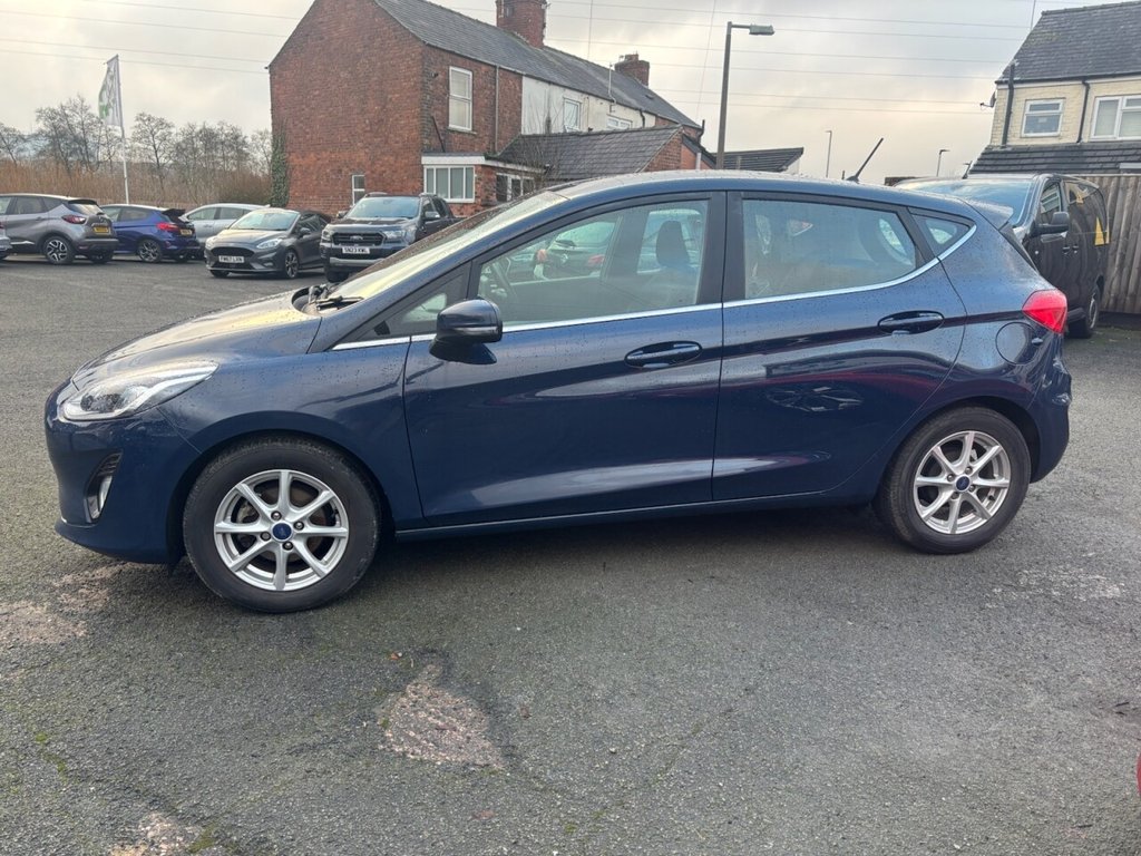 Used Ford Fiesta 2018 for sale - 77250566: Photo 2