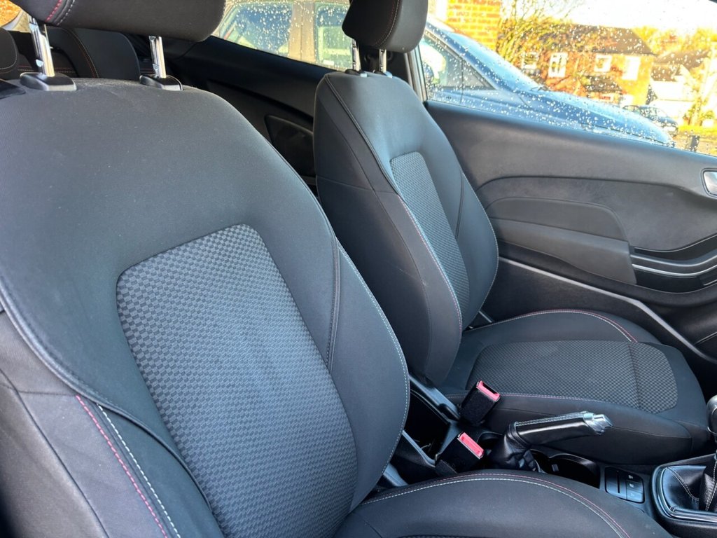 Used Ford Fiesta 2018 for sale - 76740659: Photo 12