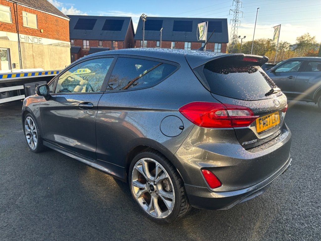 Used Ford Fiesta 2018 for sale - 76740659: Photo 6